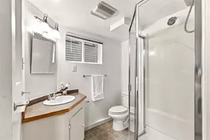 5756 25th Ave NE, Seattle, WA 98105 - Photo 23