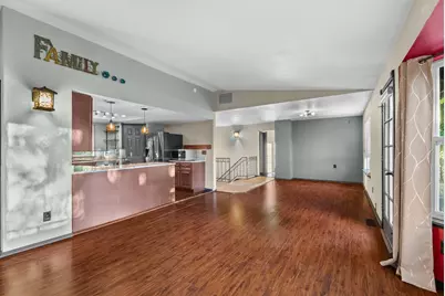 1531 Vista Drive, Puyallup, WA 98372 - Photo 3