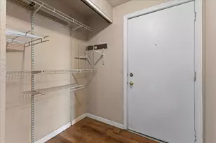 12526 SE 32nd St, Bellevue, WA 98005 - Photo 25