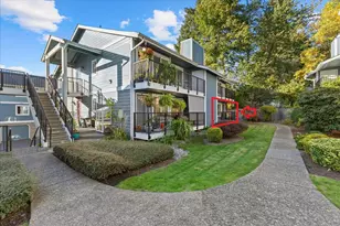 12526 SE 32nd St, Bellevue, WA 98005 - Photo 31