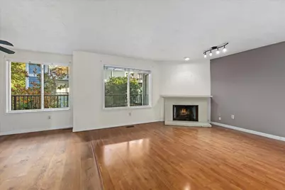12526 SE 32nd Street #30, Bellevue, WA 98005 - Photo 5