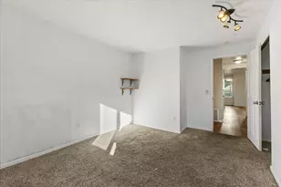 12526 SE 32nd St, Bellevue, WA 98005 - Photo 21