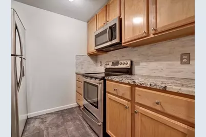 4727 176th Street SW #J12, Lynnwood, WA 98037 - Photo 11