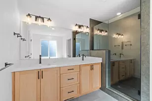 821 NW 175th Wy, Ridgefield, WA 98642 - Photo 17