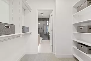 222 10th Ave E, Seattle, WA 98102 - Photo 17