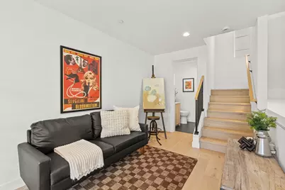 222 10th Avenue E #D, Seattle, WA 98102 - Photo 11