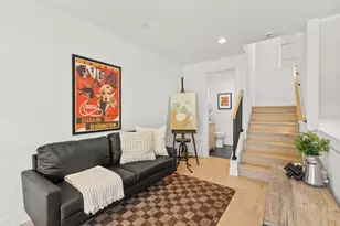 222 10th Ave E, Seattle, WA 98102 - Photo 11