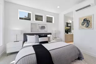 2011 Dexter Ave N, Seattle, WA 98109 - Photo 11