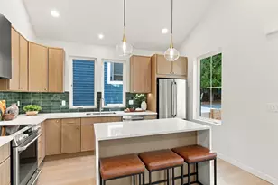 5606 11th Ave NE, Seattle, WA 98105 - Photo 7