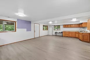 11048 Lotus Pl S, Seattle, WA 98178 - Photo 17