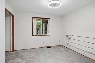 11048 Lotus Pl S, Seattle, WA 98178 - Photo 9
