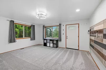 11048 Lotus Place S, Seattle, WA 98178 - Photo 11