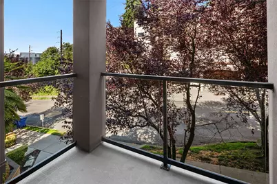 1029 Belmont Avenue E #305, Seattle, WA 98102 - Photo 19