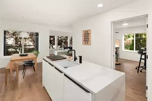 1029 Belmont Ave E, Seattle, WA 98102 - Photo 11