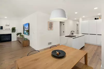 1029 Belmont Avenue E #305, Seattle, WA 98102 - Photo 7