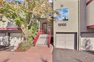 18100 15th Ave NE, Shoreline, WA 98155 - Photo 3