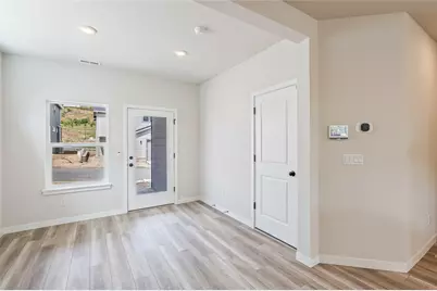 2137 Maple Street, Wenatchee, WA 98801 - Photo 13