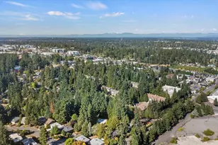 700 N 160th St, Shoreline, WA 98133 - Photo 21