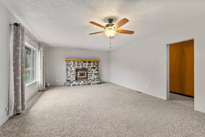 602 Harrison Street N, Raymond, WA 98577 - Photo 5