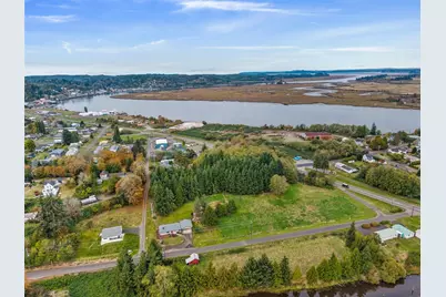 602 Harrison Street N, Raymond, WA 98577 - Photo 37