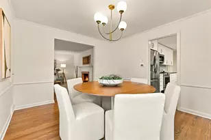8008 21st Ave NW, Seattle, WA 98117 - Photo 9