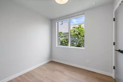 2440 NW 60th Street #A, Seattle, WA 98107 - Photo 9