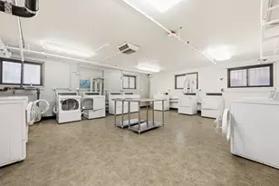 1105 Spring St, Seattle, WA 98104 - Photo 13