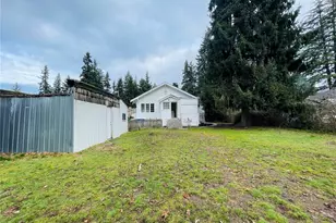 735 N 188th St, Shoreline, WA 98133 - Photo 17