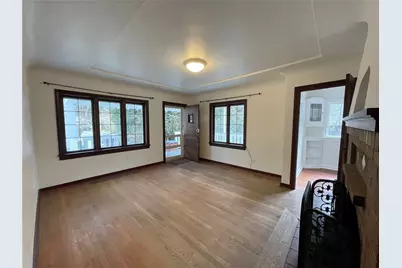 735 N 188th Street, Shoreline, WA 98133 - Photo 3