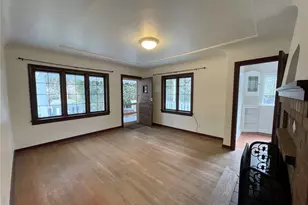 735 N 188th St, Shoreline, WA 98133 - Photo 3