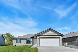 330 N Sandy Loop, Moses Lake, WA 98837 - Photo 1