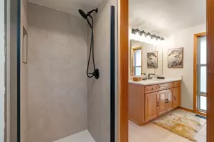 15010 SE 46th Way, Bellevue, WA 98006 - Photo 19