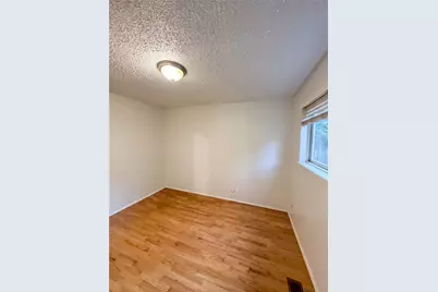 10401 130th Street, Kirkland, WA 98034 - Photo 13