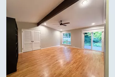 10401 130th Street, Kirkland, WA 98034 - Photo 3