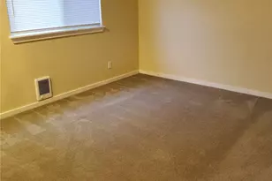 9715 Danwood Ln, Silverdale, WA 98383 - Photo 15