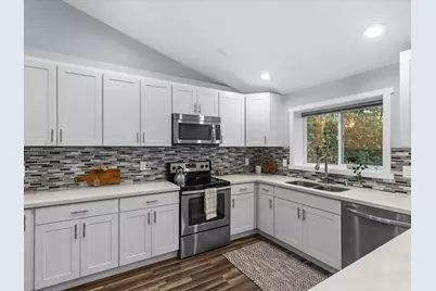 14807 Stone Avenue N, Shoreline, WA 98133 - Photo 9