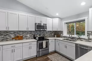 14807 Stone Ave N, Shoreline, WA 98133 - Photo 9