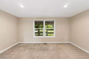 21336 NE 1st St, Sammamish, WA 98074 - Photo 15