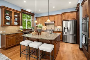 2534 NW Stoney Creek Dr, Issaquah, WA 98027 - Photo 9