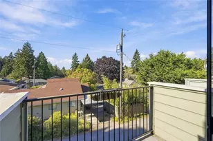9243 35th Ave SW, Seattle, WA 98126 - Photo 23
