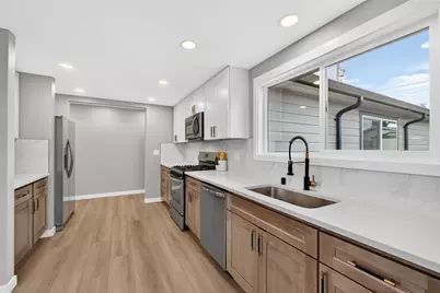 1009 S 34th Street, Tacoma, WA 98418 - Photo 9