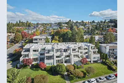 10115 NE 62nd Street #A202, Kirkland, WA 98033 - Photo 1