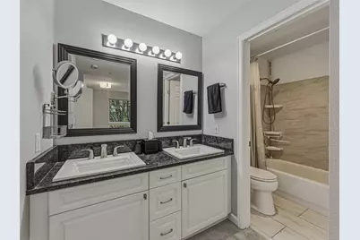 18501 SE Newport Way #H136, Issaquah, WA 98027 - Photo 19