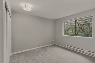 18501 SE Newport Way, Issaquah, WA 98027 - Photo 17