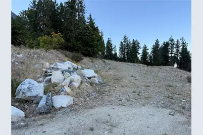 416 McClosky Drive S, Chelan, WA 98816 - Photo 9