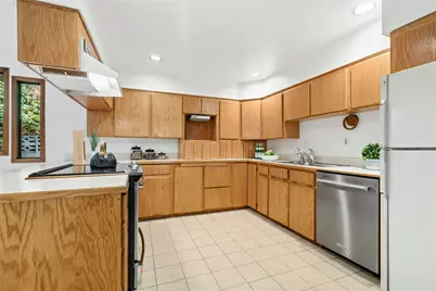 3024 NE 180th Street, Lake Forest Park, WA 98155 - Photo 5