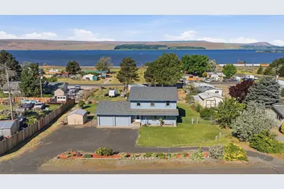335 Ross Way, Wallula, WA 99363 - Photo 1