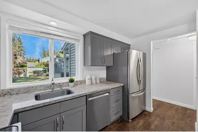 13309 NE 138th Place, Kirkland, WA 98034 - Photo 3