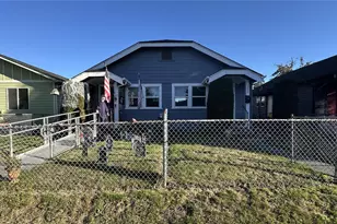350 16th Ave, Longview, WA 98632 - Photo 1
