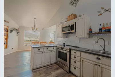 34 Sunrise Heights Road, Okanogan, WA 98840 - Photo 11